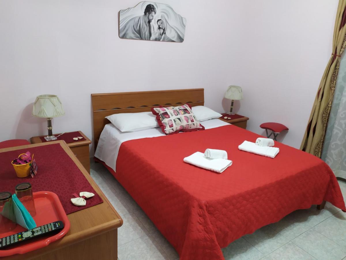 カターニア D&A Bed & Breakfast エクステリア 写真